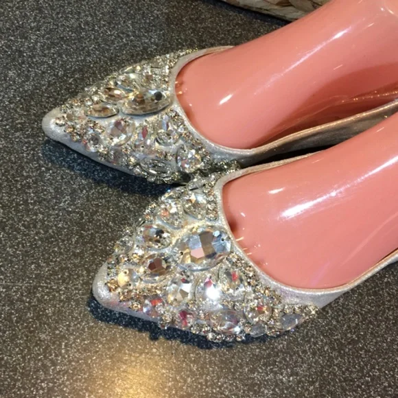 Elegant Silver Embellished Flats - Picture 6 of 16